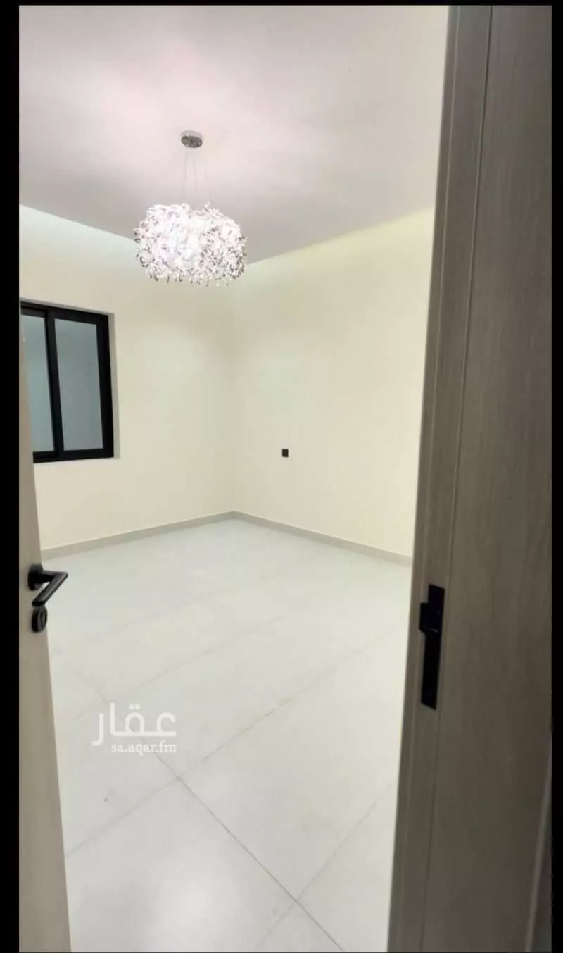 3 bedroom apartment in Al Salamah 8