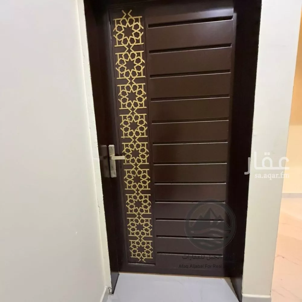 فيلا 10 غرف في النرجس 11
