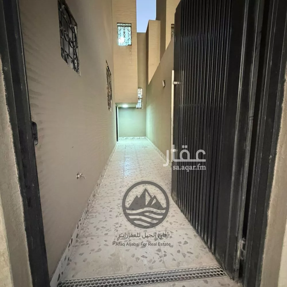 فيلا 10 غرف في النرجس 15