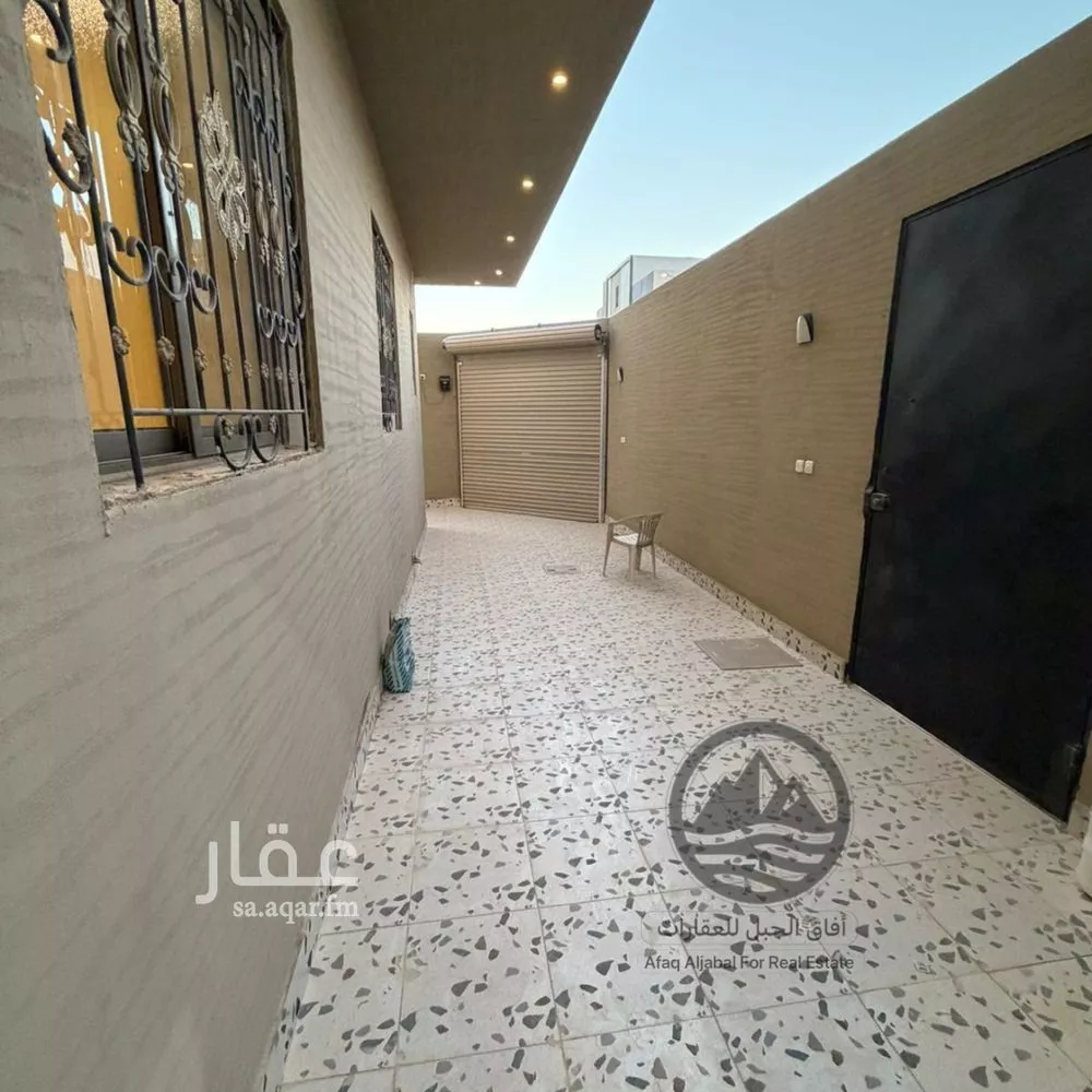 فيلا 10 غرف في النرجس 3