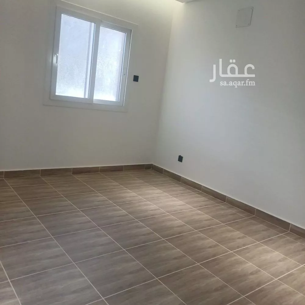 فيلا 5 غرف في النرجس 19