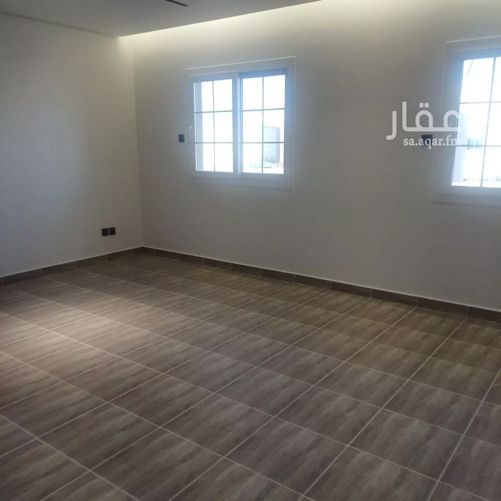 فيلا 5 غرف في النرجس 3