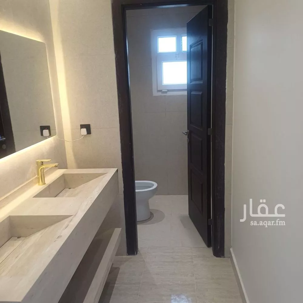 فيلا 5 غرف في النرجس 8
