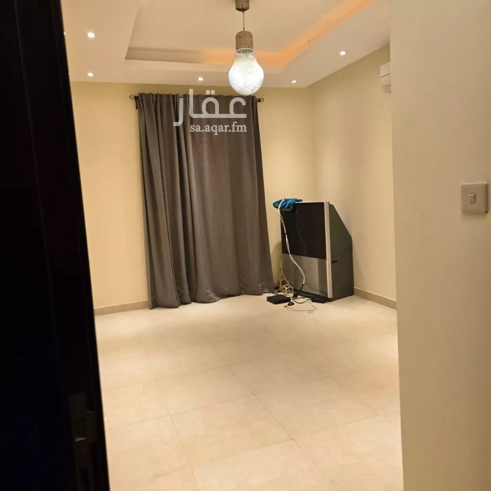 6 bedroom villa in Al Malqa 14