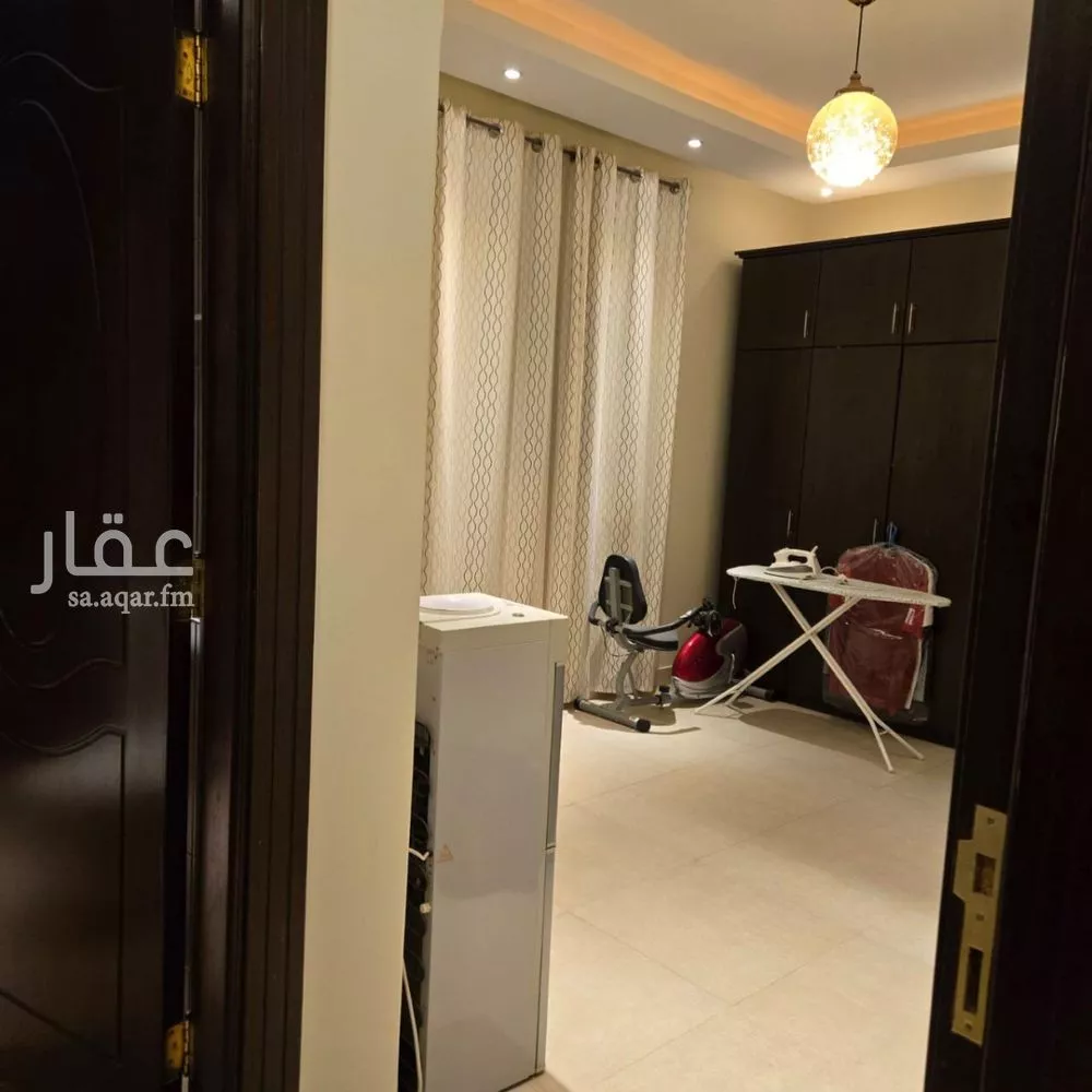 6 bedroom villa in Al Malqa 19