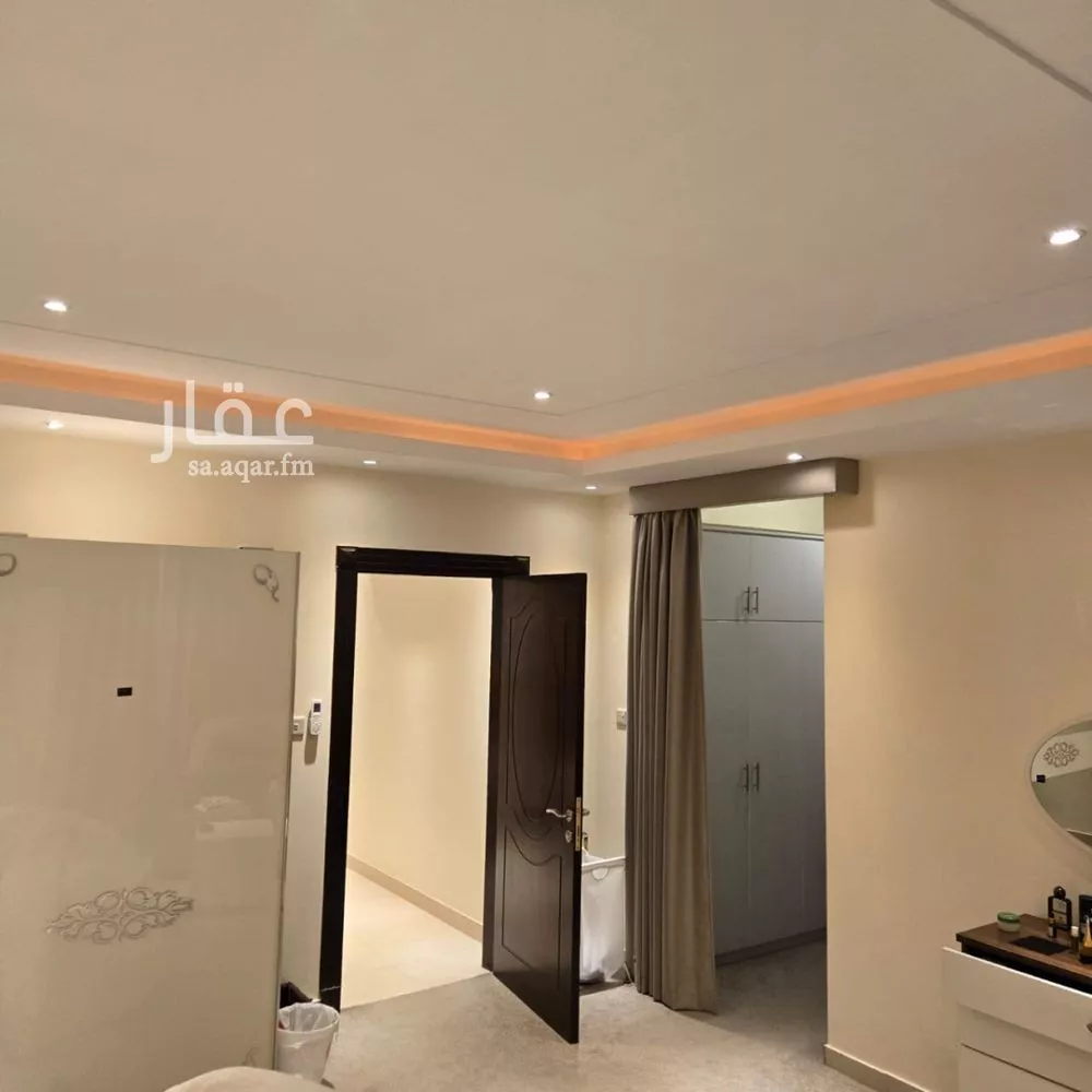 6 bedroom villa in Al Malqa 21