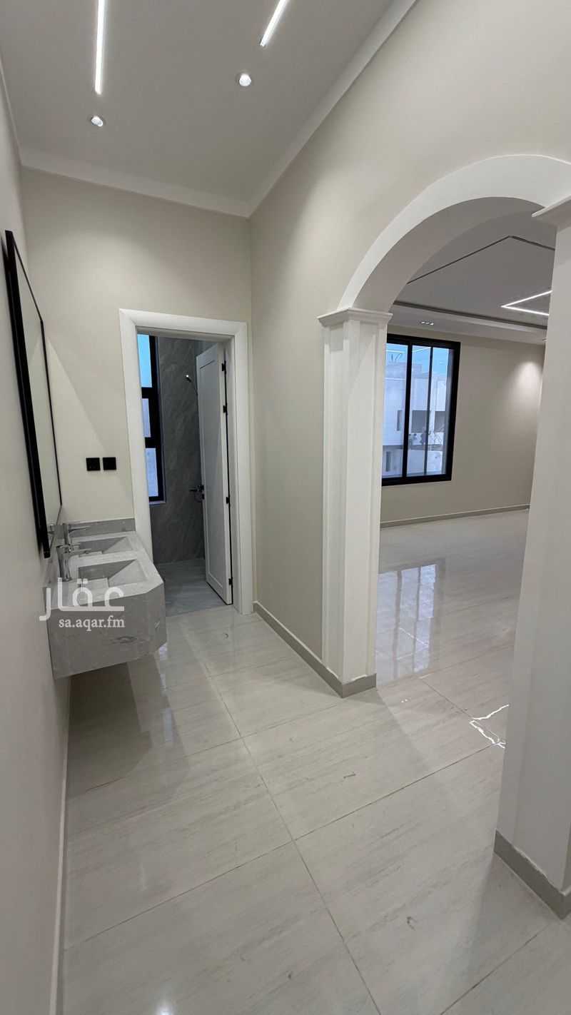 4 bedroom apartment in Taibah, Eastern Province 3