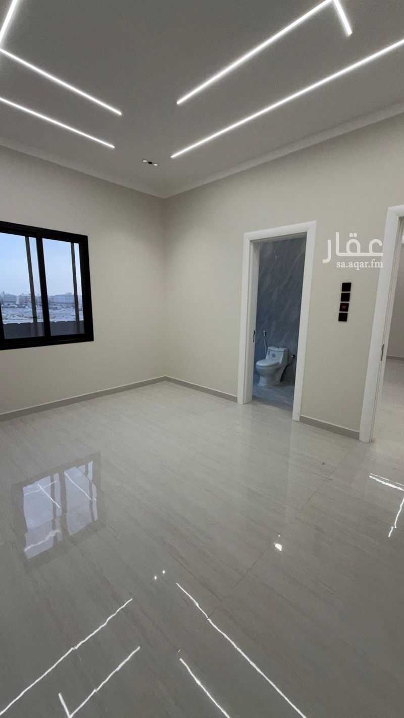 4 bedroom apartment in Taibah, Eastern Province 9