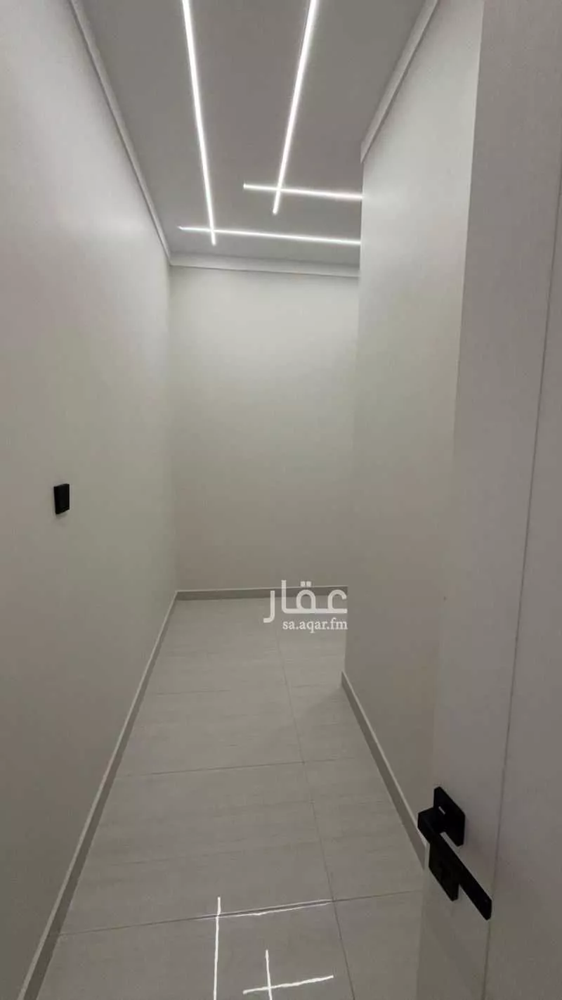 شقة 6 غرف في طيبة 5