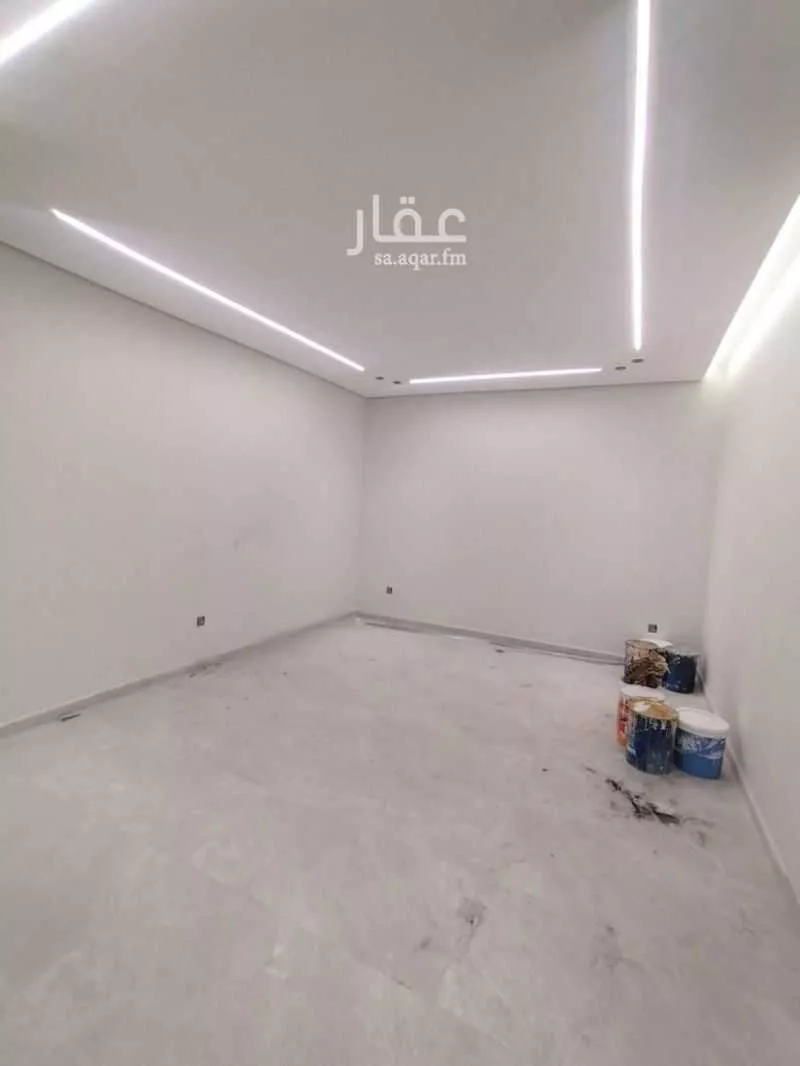 شقة 4 غرف في ضاحية الملك فهد 10
