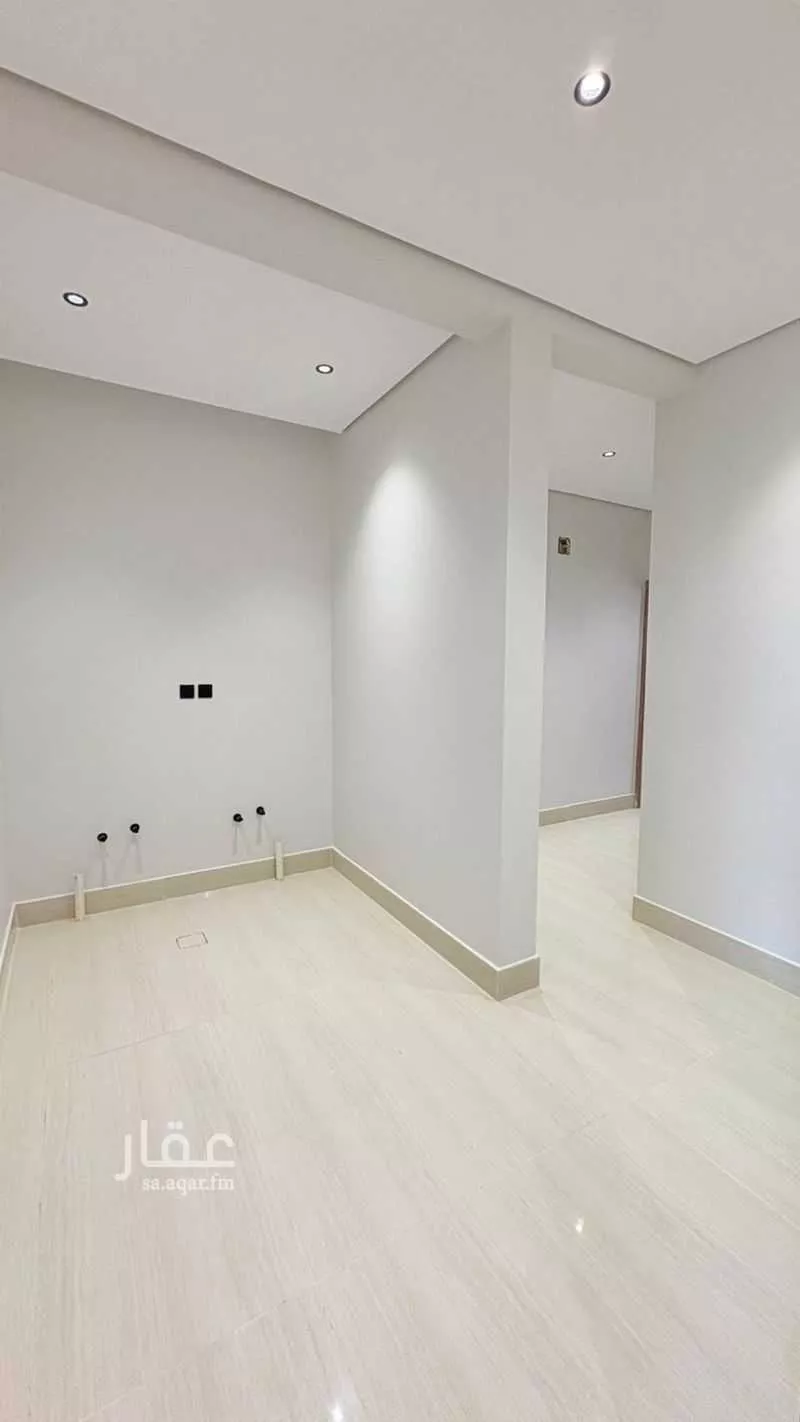 5 bedroom villa in Al Mahdiyyah 12