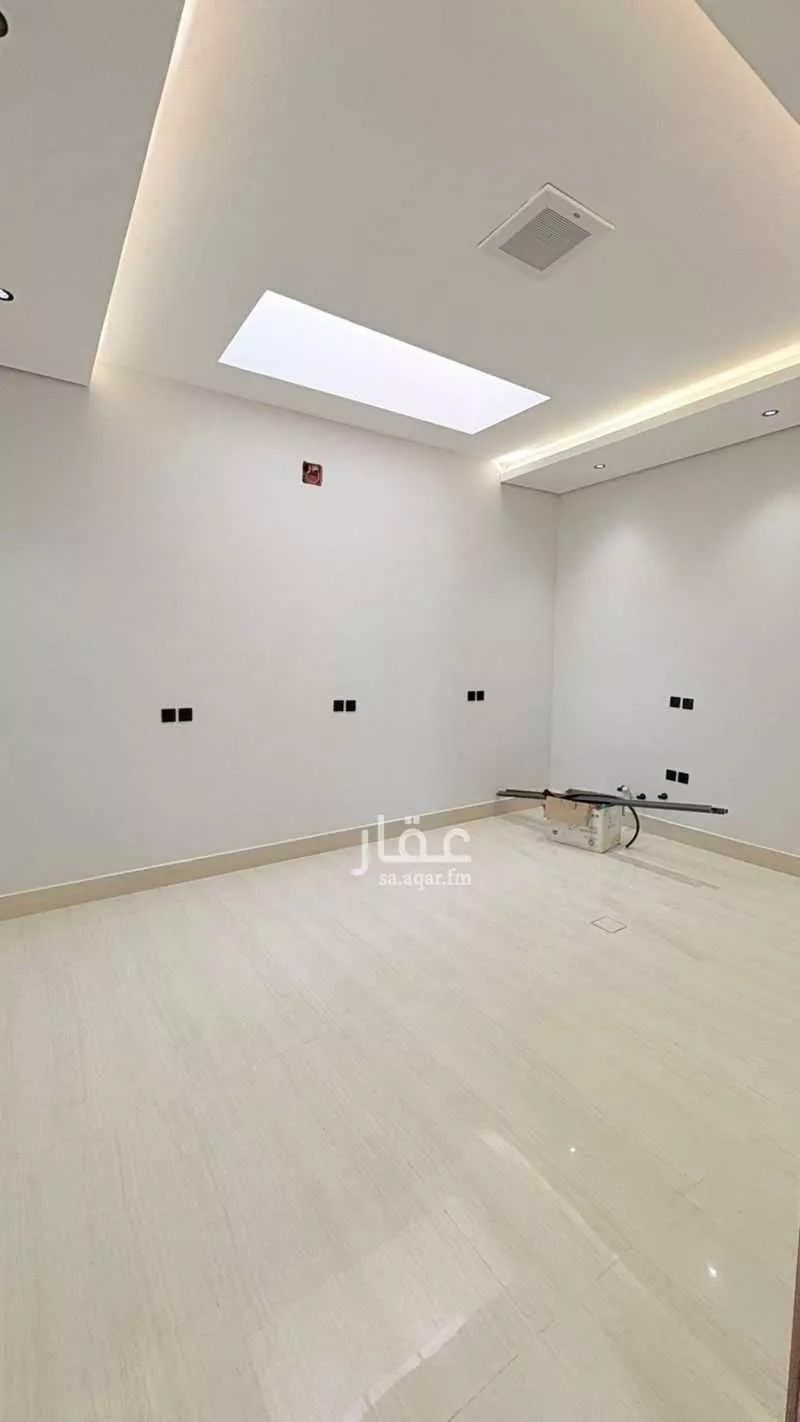 5 bedroom villa in Al Mahdiyyah 8