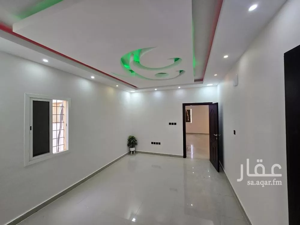 5 bedroom apartment in Dahiat King Fahd 22