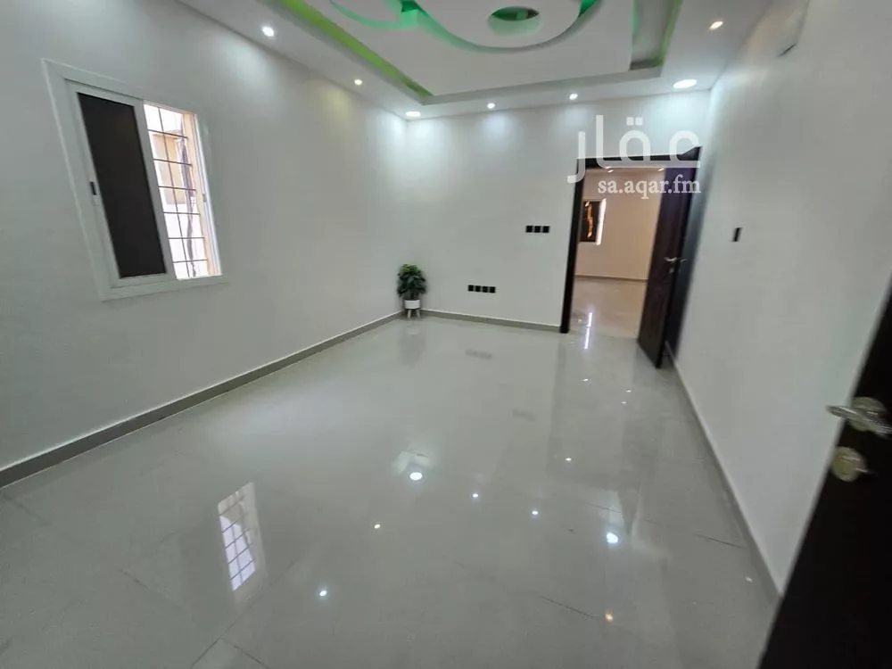 5 bedroom apartment in Dahiat King Fahd 23