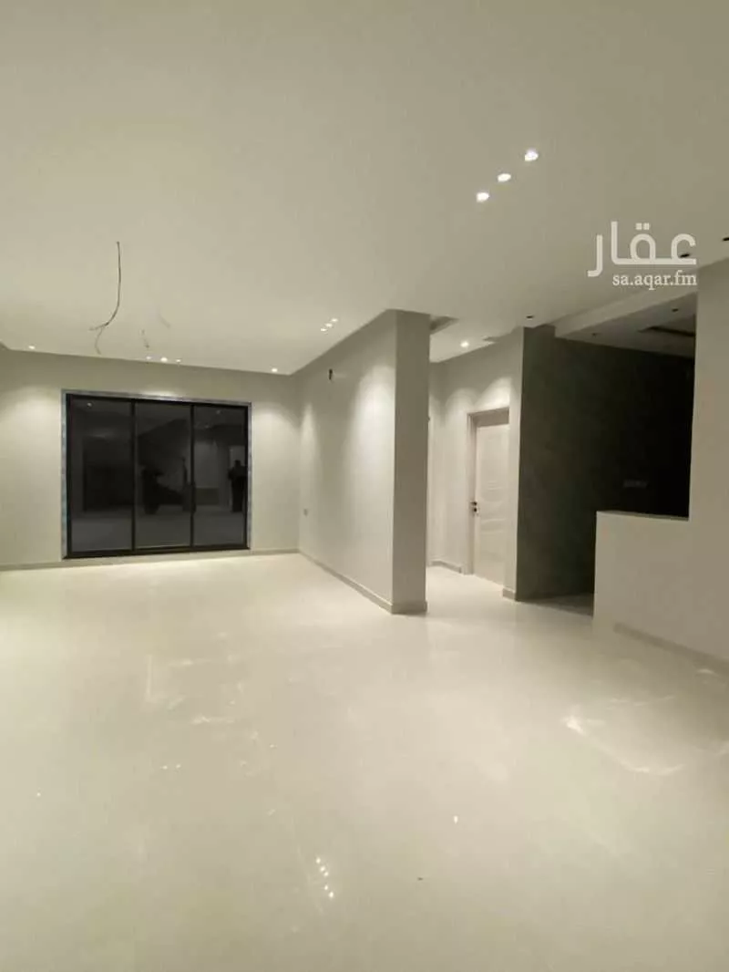 فيلا 5 غرف في الرمال 6