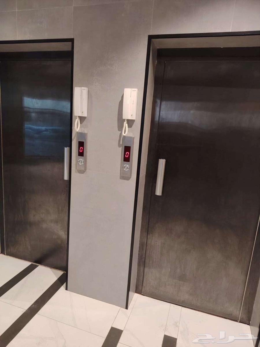 3 bedroom apartment in Al Salamah 5