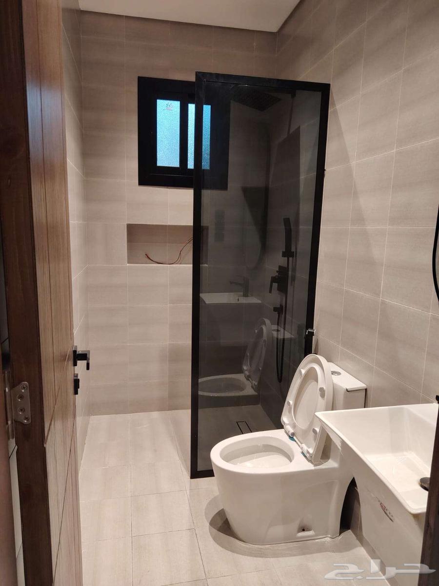 3 bedroom apartment in Al Salamah 10