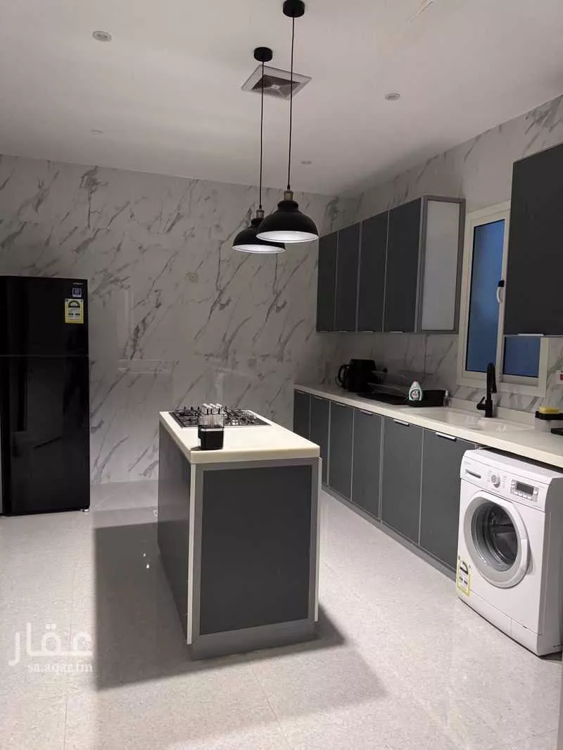 4 bedroom apartment in Ash Shulah 5