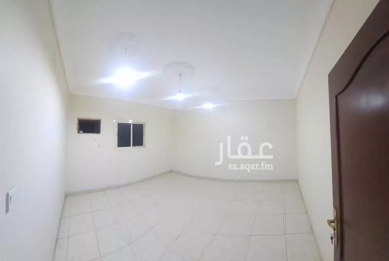 شقة 4 غرف في النخيل 4