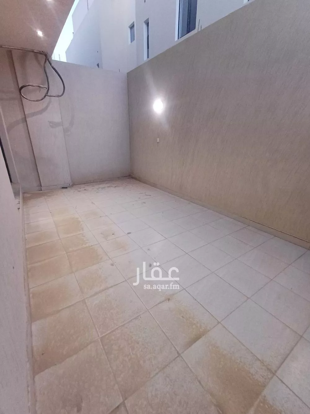 شقة 3 غرف في الرمال 5