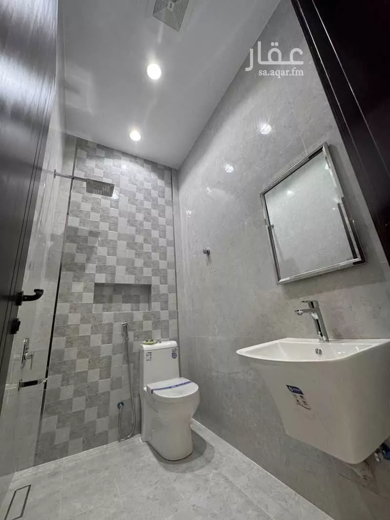 5 bedroom villa in Al Mahjar 6