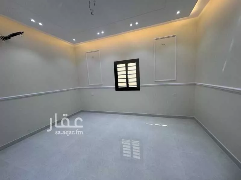 5 bedroom villa in Al Mahjar 8