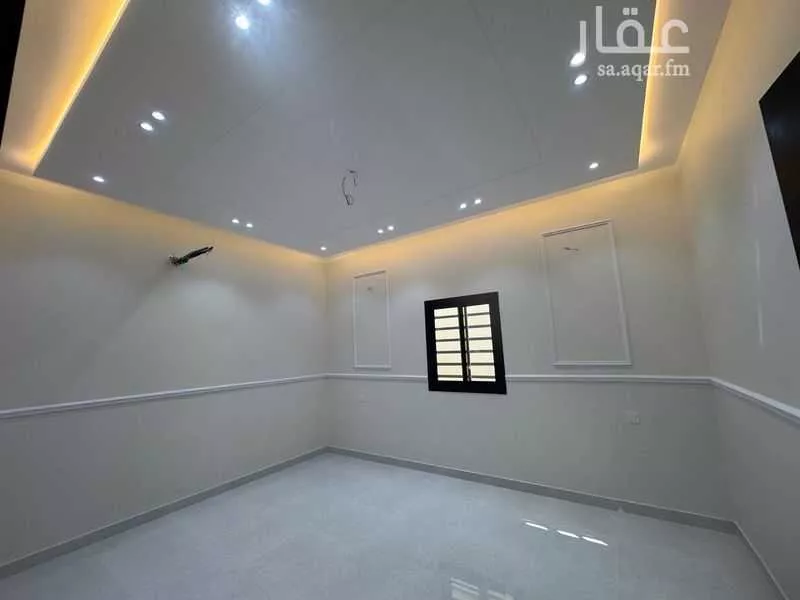 5 bedroom villa in Al Mahjar 10