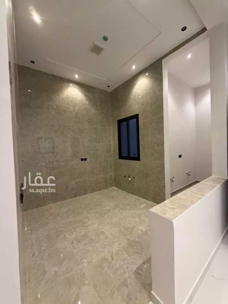 عمارة 93 م² في ديراب 4