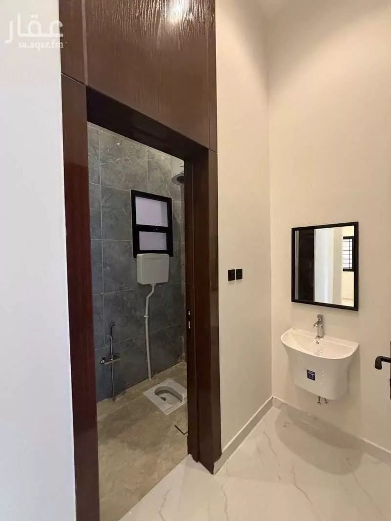 عمارة 93 م² في ديراب 5