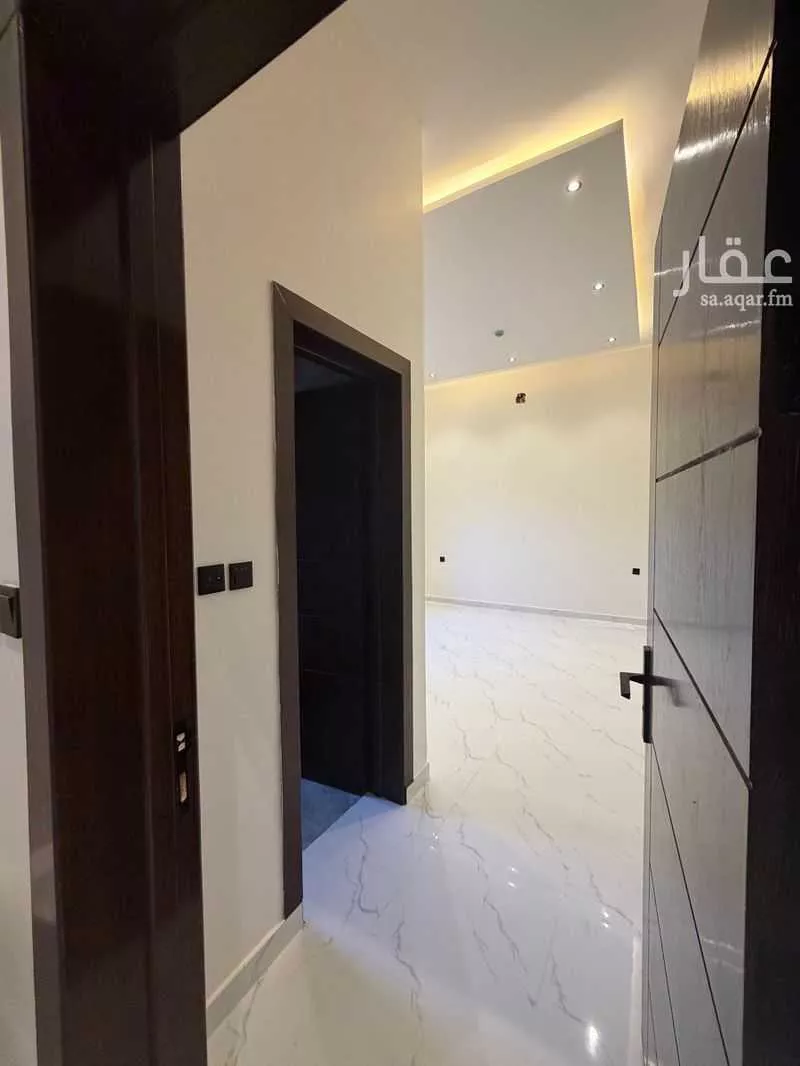 عمارة 93 م² في ديراب 6