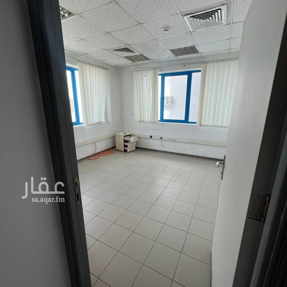 20 bedroom building in Granada, Riyadh 15
