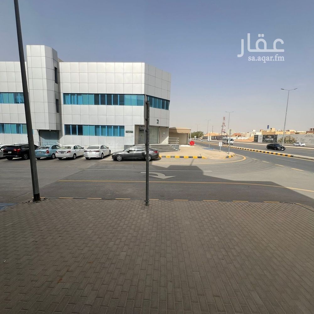 20 bedroom building in Granada, Riyadh 28