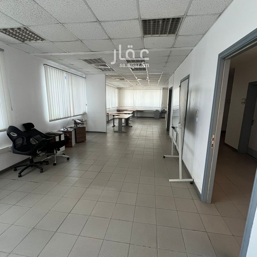 20 bedroom building in Granada, Riyadh 25