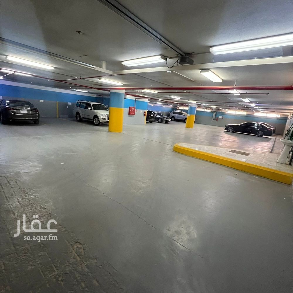 20 bedroom building in Granada, Riyadh 27