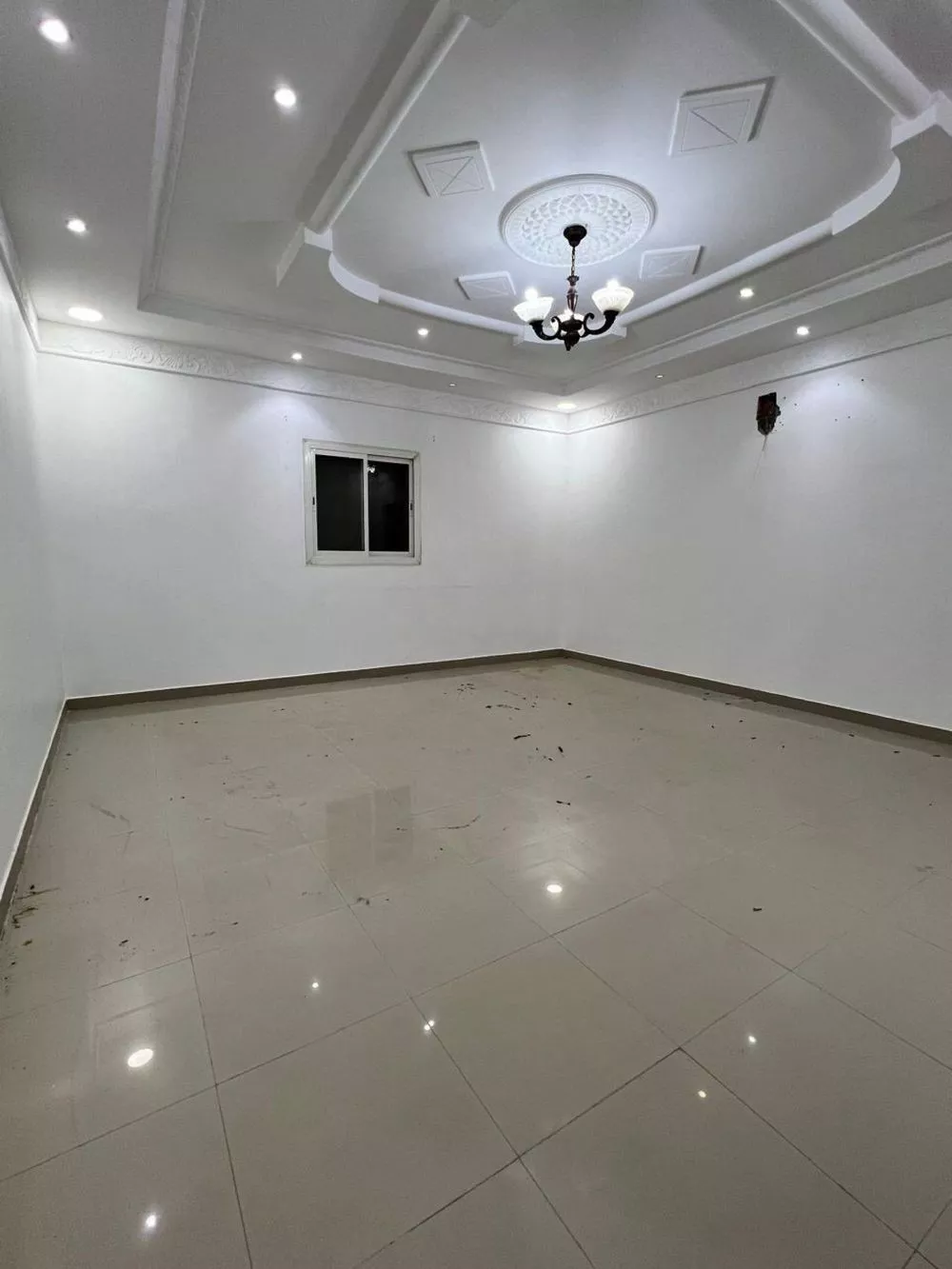 4 bedroom villa in Al Qadisiyah 5