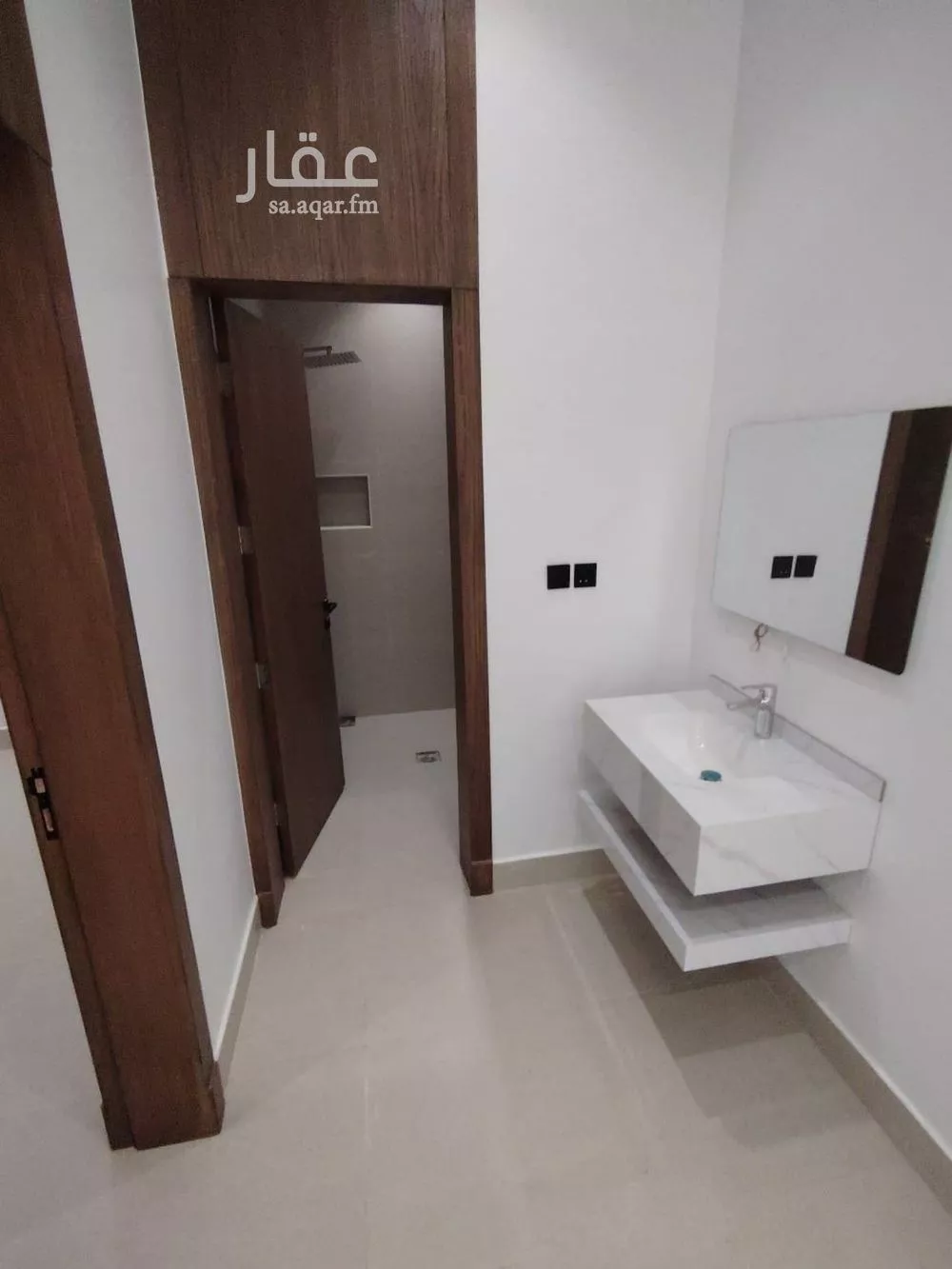 4 bedroom villa in Al Maizilah 10