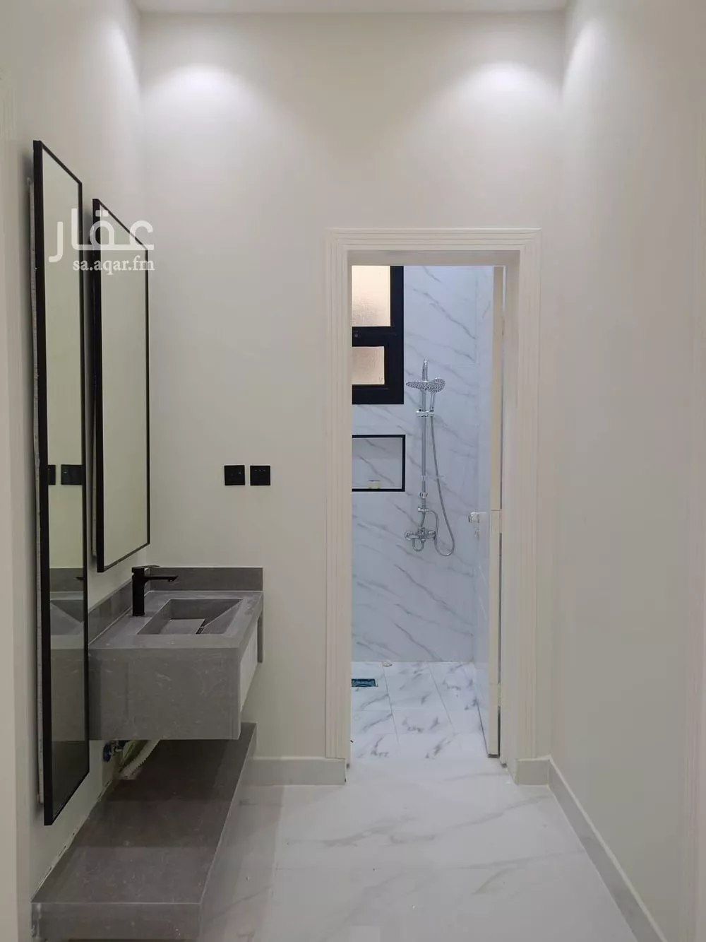 3 bedroom villa in Al Janadriyah 9