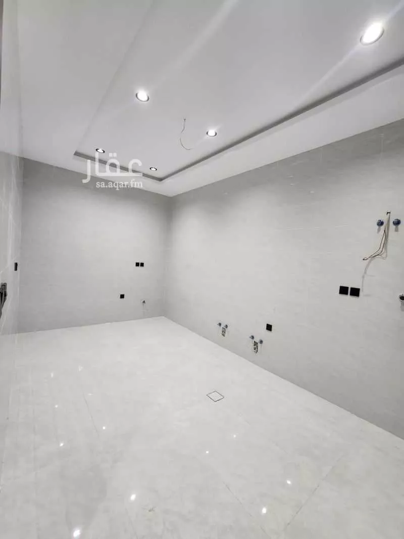 13 bedroom villa in Al Falah 14