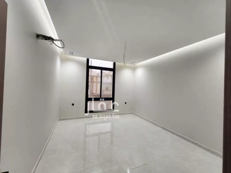 13 bedroom villa in Al Falah 16