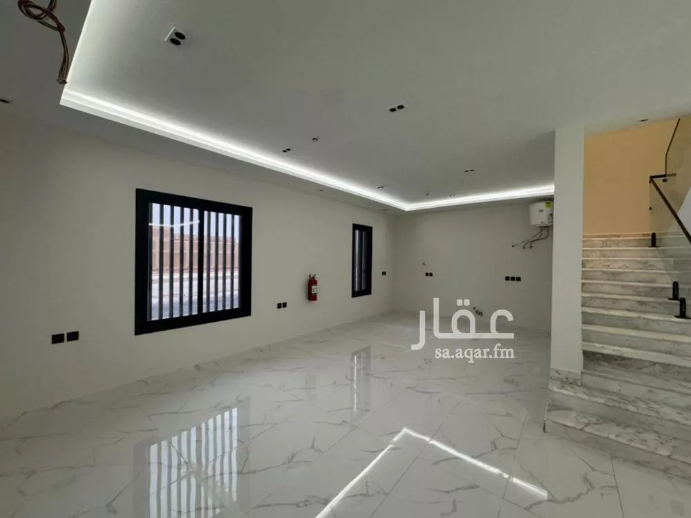 3 bedroom apartment in Al Rimal 5