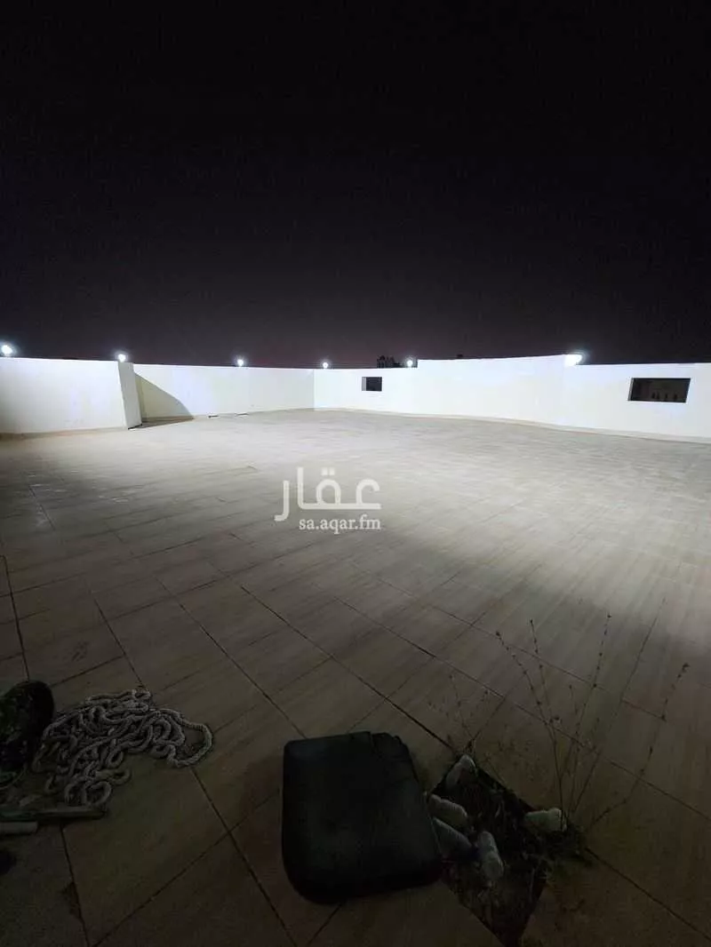 فيلا 10 غرف في الزمرد 10