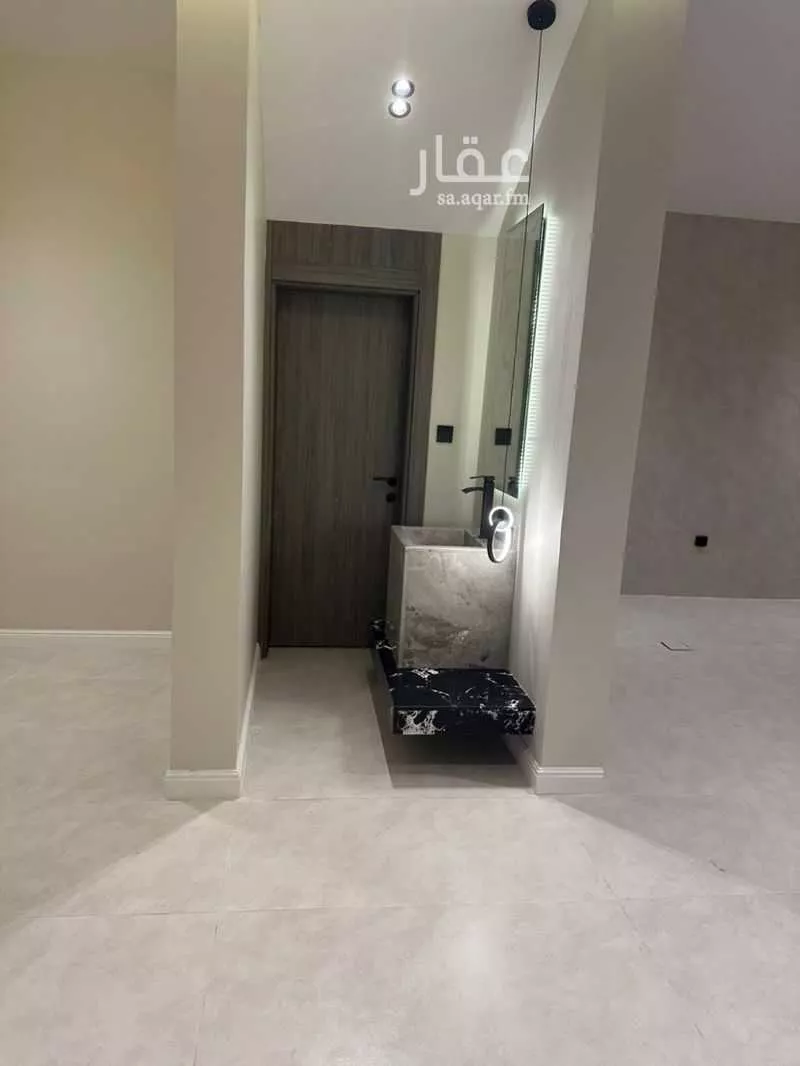 فيلا 6 غرف في الشراع 6