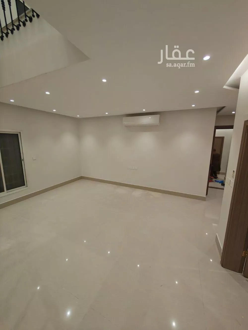 شقة 3 غرف في النخيل 2