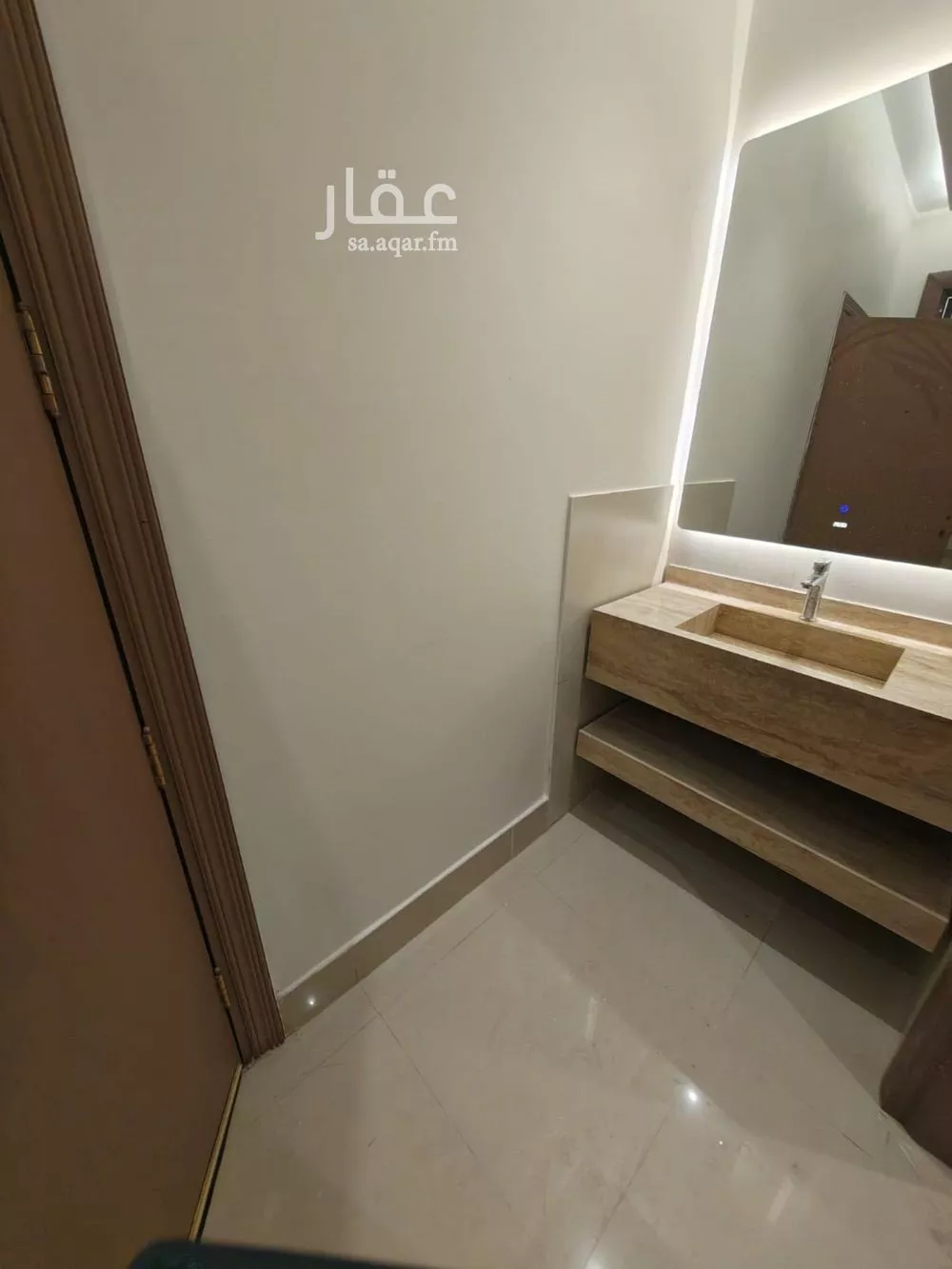 شقة 3 غرف في النخيل 11