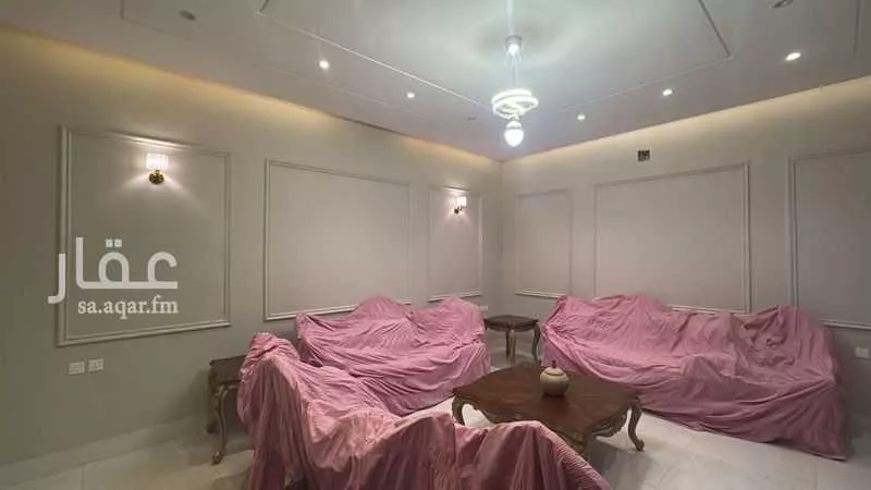 5 bedroom apartment in Al Khaleej 12