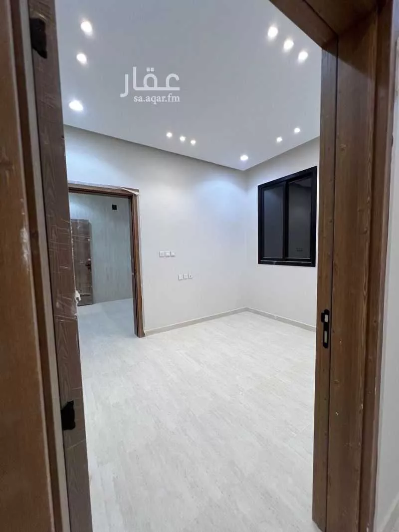 فيلا 4 غرف في الرمال 9