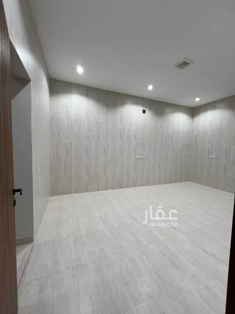 فيلا 4 غرف في الرمال 2