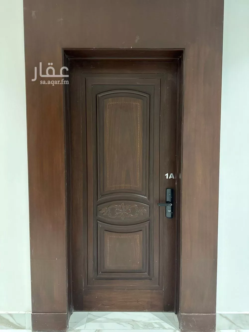 شقة 1 غرف في الملقا 5