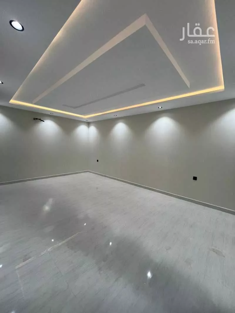 14 bedroom villa in Al Falah 5