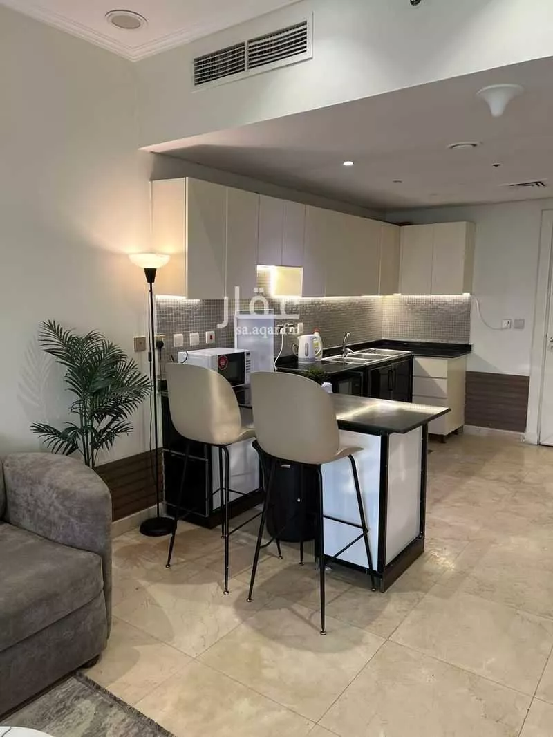 2 bedroom apartment in Al Shati 5